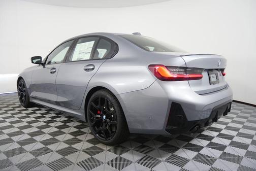 Skyscraper Grey Metallic 2026 BMW 330 330i