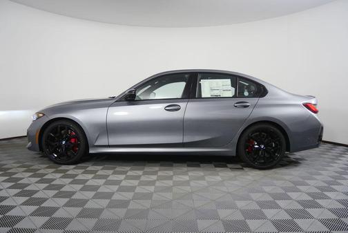 Skyscraper Grey Metallic 2026 BMW 330 330i