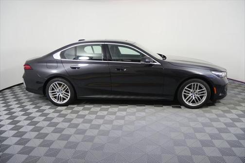 2024 BMW 530 i