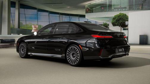 2026 BMW 740 i