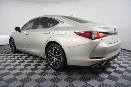 2024 Lexus ES 350 Base