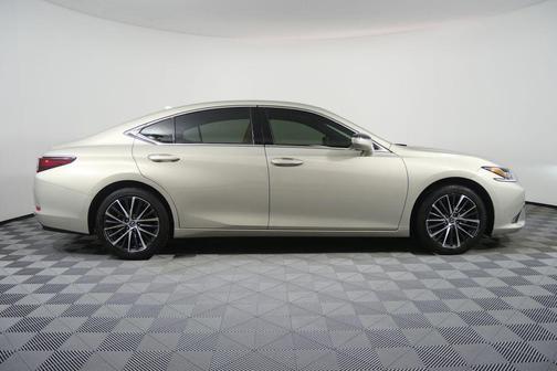 2024 Lexus ES 350 Base