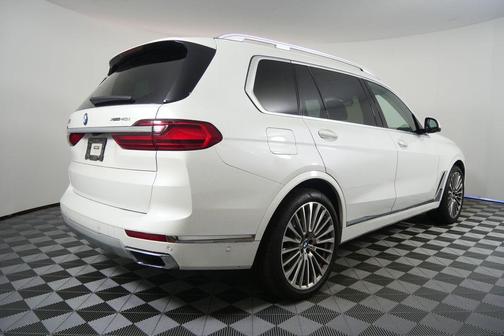 2022 BMW X7 xDrive40i
