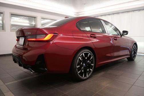 2025 BMW 330 i