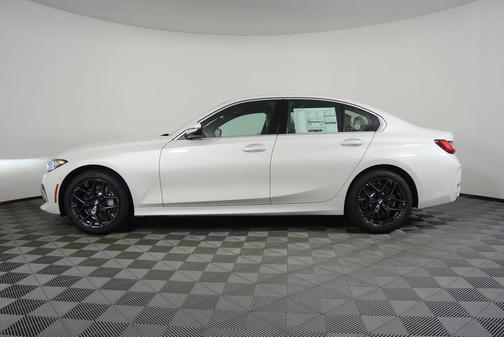 2026 BMW 330 i xDrive