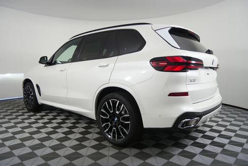 2026 BMW X5 sDrive40i