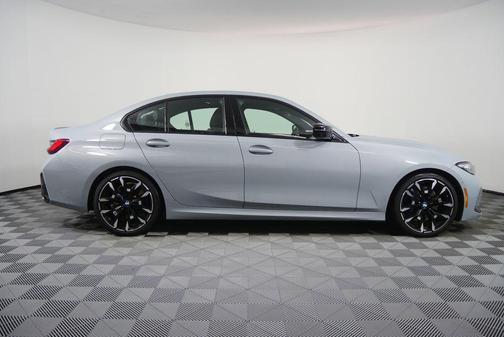 2025 BMW M340 M340i
