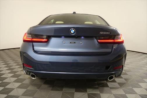 2025 BMW 330 i