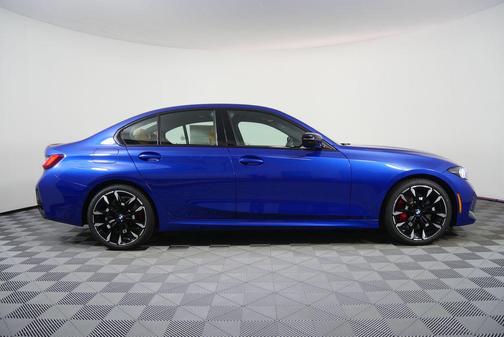 2026 BMW 330 i