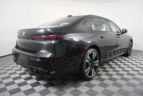 Black Sapphire Metallic 2026 BMW 760 xDrive