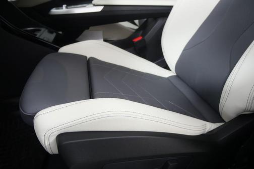 Brooklyn Grey Metallic 2026 BMW X2 xDrive28i