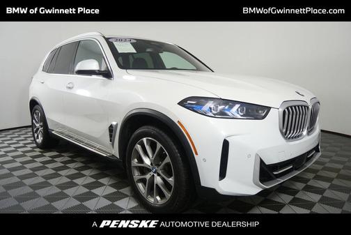 White Metallic 2024 BMW X5 sDrive40i