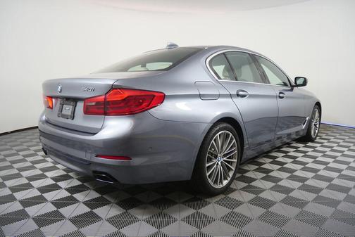Bluestone Metallic 2019 BMW 540 540i