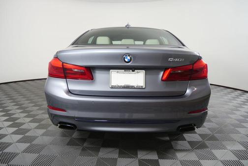 Bluestone Metallic 2019 BMW 540 540i
