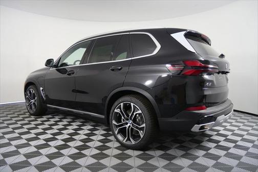 2026 BMW X5 PHEV xDrive50e