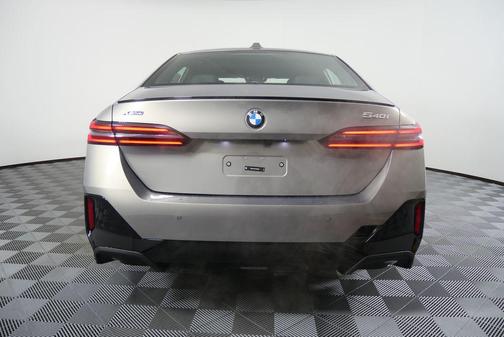 2026 BMW 540 xDrive