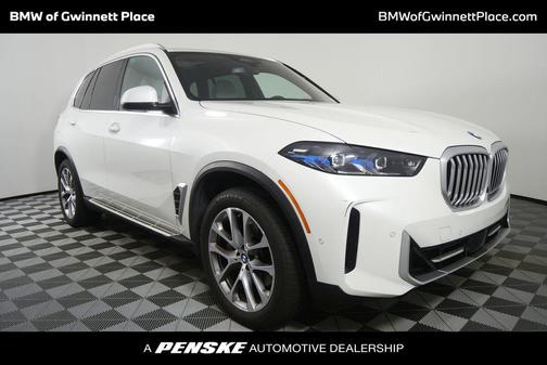 White Metallic 2026 BMW X5 sDrive40i