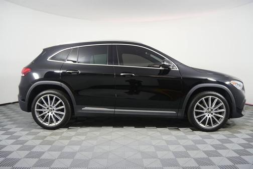 2021 Mercedes-Benz GLA 250 Base 4MATIC