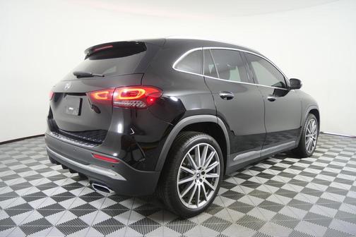 2021 Mercedes-Benz GLA 250 Base 4MATIC