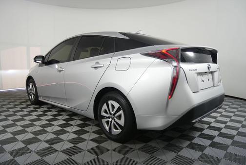 Classic Silver Metallic 2017 Toyota Prius Two Eco