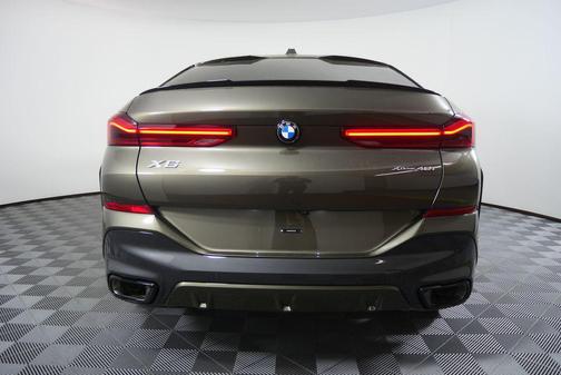 Manhattan Green Metallic 2026 BMW X6 xDrive40i