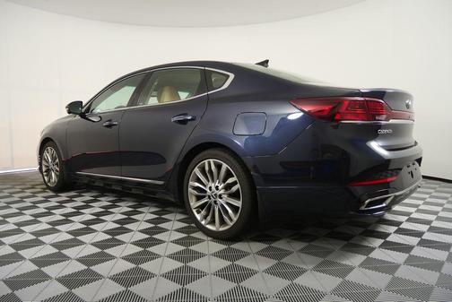 2020 Kia Cadenza Limited