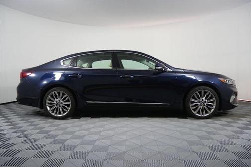 2020 Kia Cadenza Limited