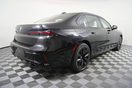 Black Sapphire Metallic 2026 BMW 760 xDrive