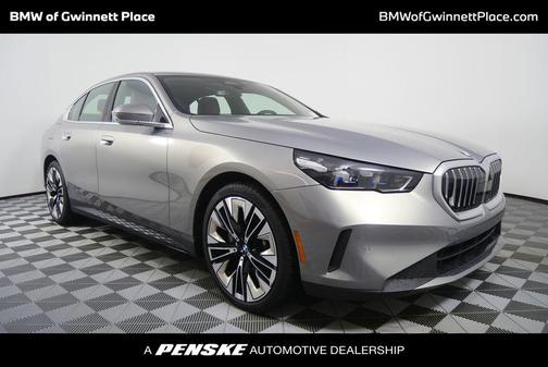 Oxide Grey Metallic 2025 BMW 530 530i