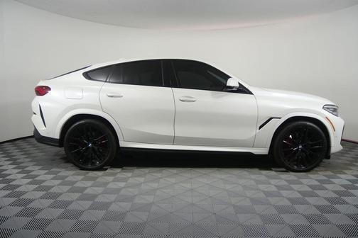 2023 BMW X6 xDrive40i