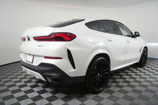 2023 BMW X6 xDrive40i