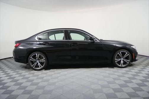 2024 BMW 330 i