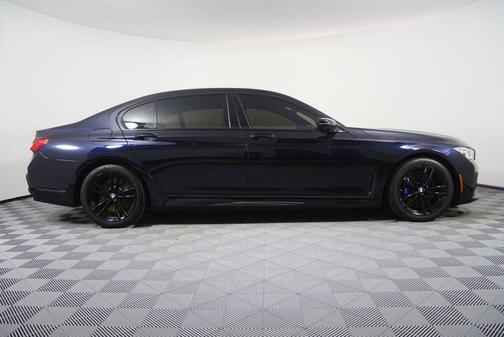 2022 BMW 750 i xDrive