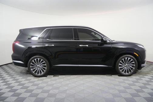 Abyss Black Pearl 2023 Hyundai PALISADE Calligraphy