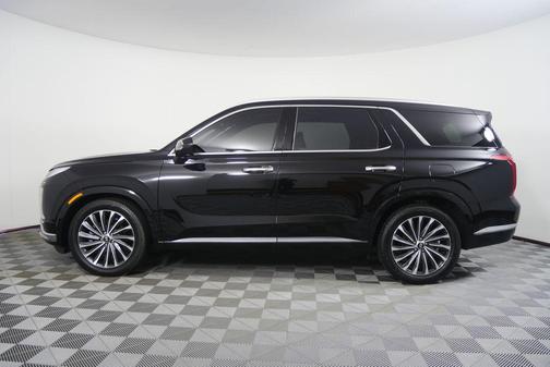 Abyss Black Pearl 2023 Hyundai PALISADE Calligraphy
