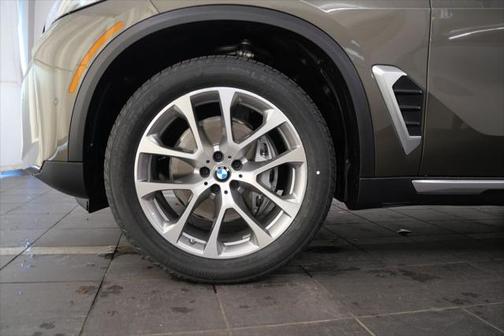 2025 BMW X5 sDrive40i