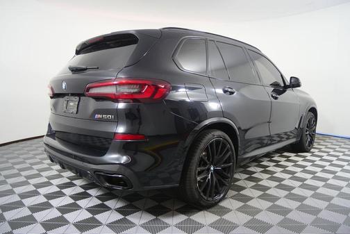 2020 BMW X5 M50i