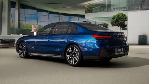 2026 BMW 740 740i