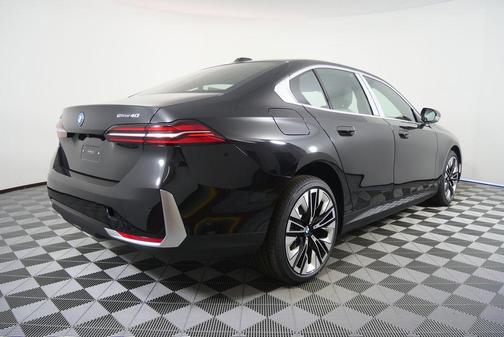 2026 BMW i5 eDrive40