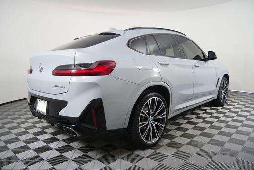 Gray Metallic 2023 BMW X4 xDrive30i