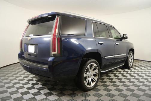 2020 Cadillac Escalade Luxury