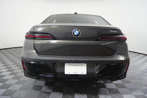 2026 BMW 740 xDrive