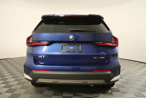 Phytonic Blue Metallic 2025 BMW X1 xDrive28i