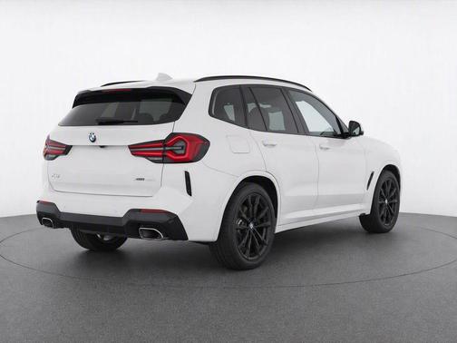 Mineral White Metallic 2022 BMW X3 xDrive30i