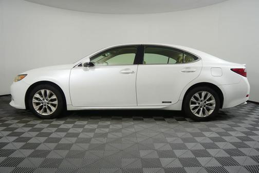 2013 Lexus ES 300h Base