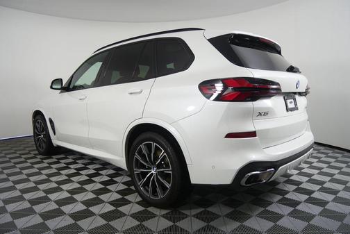 2025 BMW X5 xDrive40i