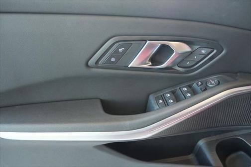 2024 BMW 330 i