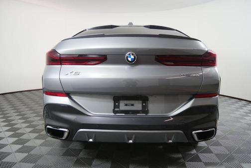 Skyscraper Grey Metallic 2025 BMW X6 xDrive40i