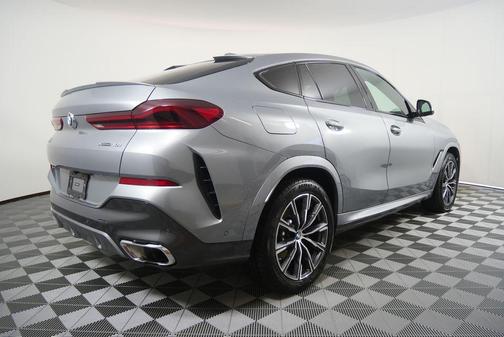 Skyscraper Grey Metallic 2025 BMW X6 xDrive40i