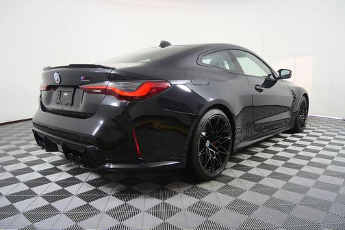 Black Sapphire Metallic 2022 BMW M4 Competition